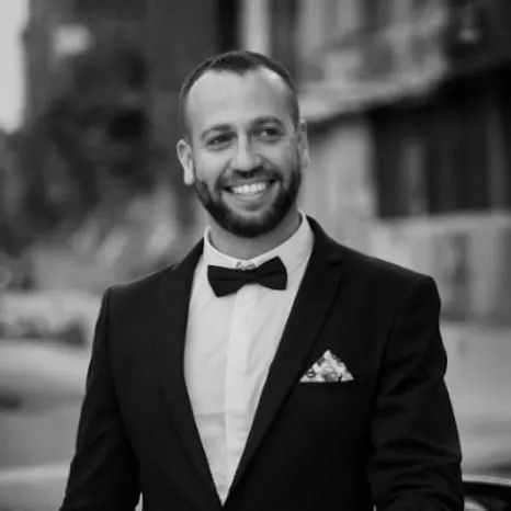 diamantopoulos,bastianich,liebeslieder,garlinghouse,abascal,giovannucci,tuxes,sprezzatura,getnick,debonair,tuxedo,groom,giotopoulos,feuerman,gianni,lapel,lykourezos,cantorial,real estate agent,wedding suit