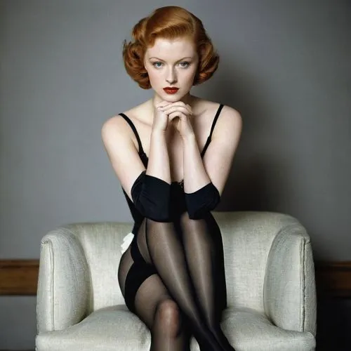 maureen o'hara - female,chastain,ginger rodgers,wolford,gena rolands-hollywood,marilyns,model years 1960-63,rousse,hosiery,hayworth,redhead doll,suzman,pin ups,swinton,yasumasa,stockings,tilda,pin-up model,demarchelier,retro women,Photography,Black and white photography,Black and White Photography 10