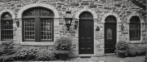 vestibules,window with grille,castle windows,row of windows,church windows,synagogues,crittall,synagogue,encasements,wooden windows,old windows,kykuit,stained glass windows,synagoge,tabernacles,house with caryatids,window with shutters,rathauskeller,house facade,wayside chapel,Illustration,Black and White,Black and White 11