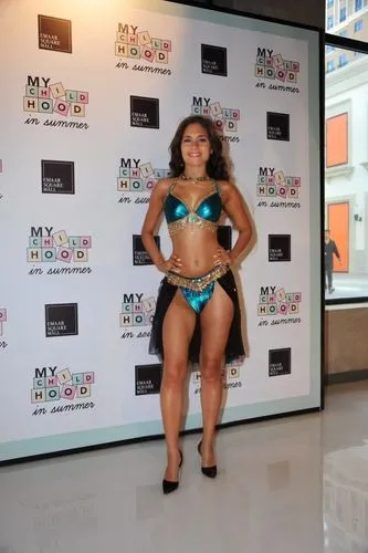 belly dancer with high heeled shoes,sugar factory,hoopz,step and repeat,snooki,fashion show,gabourey,body positivity,bdl,trina,ashanti,brooklynese,maraj,nicki,snooks,rasheeda,thickness,savda,leigh,lat