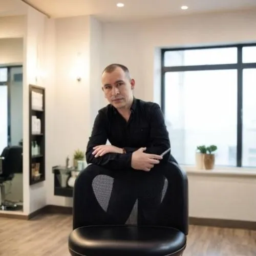 kasparov,zvyagintsev,blavatnik,ceo,koolhaas,bobbito,nikonov,new concept arms chair,nouriel,tartakovsky,skopintsev,kieslowski,mehldau,formichetti,frangieh,levchin,popovski,paphitis,popovkin,ekornes