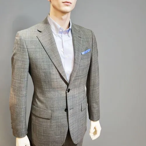 men's suit,sportcoat,zegna,a wax dummy,articulated manikin,chaebol,Male,Eastern Europeans,Undercut,tailored Suit,Pure Color,Light Grey