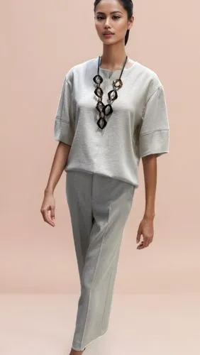 きれいでリアルな手に変える,woman on catwalk wearing a light colored outfit with large jewels on her neck,menswear for women,kurung,filipiniana,fashion vector,sukarnoputri,khadi,kurti,woman in menswear,baju,women f