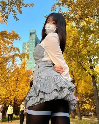 pollen panties,pantyhose,japanese idol,black skirt,japanese kawaii,in pantyhose,harajuku,japanese woman,honmei choco,tokyo ¡¡,anime japanese clothing,tutu,tights,asian girl,jin deui,see-through clothing,autumn photo session,knee-high socks,park akanda,scarf