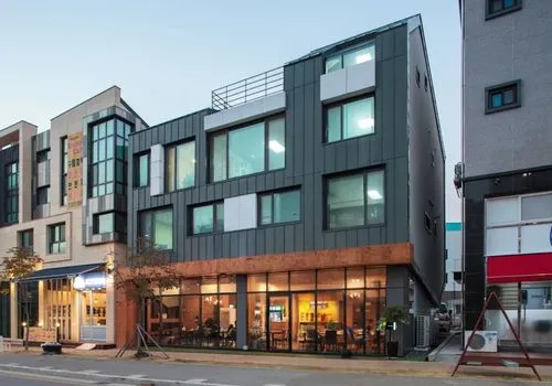 mixed-use,multistoreyed,boutique hotel,cubic house,cube house,daegu,glass facade,apartment building,motomachi,modern architecture,gangneoung,apgujeong,apartment complex,gangneung,207st,apartment build