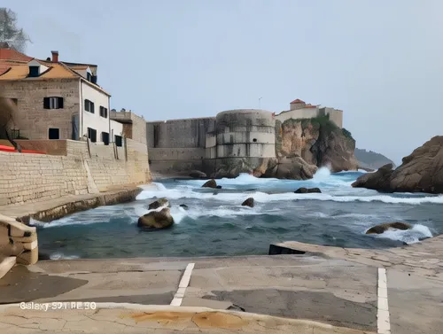 dubrovnik,kings landing,dubrovnik city,gaztelugatxe,llanes,dubrovnic,sveti stefan,vernazza,rhine falls,three point arch,military fort,oberlo,popeye village,coastal protection,rocky coast,island of rab,city walls,360 ° panorama,old fort,sant'angelo bridge