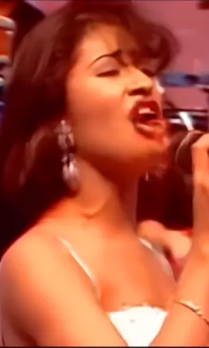 guelaguetza,yolandita,damita,sherine,letoya,raveena,videophone,sunidhi,regine,sharona,technotronic,madhumati,fuzzbox,timbiriche,playback,totp,rebbie,whitney,europop,songstress