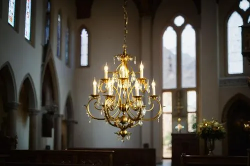 candelabra,candelabras,kyrka,candelight,chandelier,chandeliers,candelabrum,oedekerk,baldacchino,chandeliered,pieterskerk,thurible,ouderkerk,kerk,storkyrkan,verkerk,bärnstatt chapel,niekerk,islamic lamps,ecclesiatical