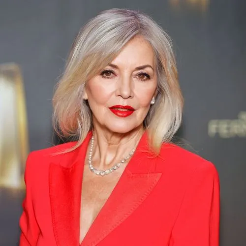 beautyful 60 yo Woman, flowered summer dress, dark brown hair, red lips,cruella de ville,cruella,aging icon,red lips,gena rolands-hollywood,female hollywood actress,ann margarett-hollywood,born in 193