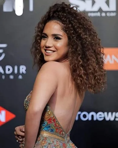 iifa,thahane,kangna,yildiray,neerja,deepika,kajol,vaanii,daya,pallisa,kriti,janani,vaani,anupama,mansi,akanksha,priyanka,premiere,rekha,zendani