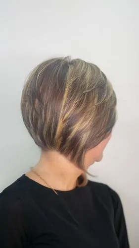 trichotillomania,back of head,chignon,penteado,updo,pelo,pleat,follicular,shoulder length,syringomyelia,alopecia,platformed,restyle,regrowth,undercut,oreja,temporalis,upbraiding,hairpieces,short blond hair