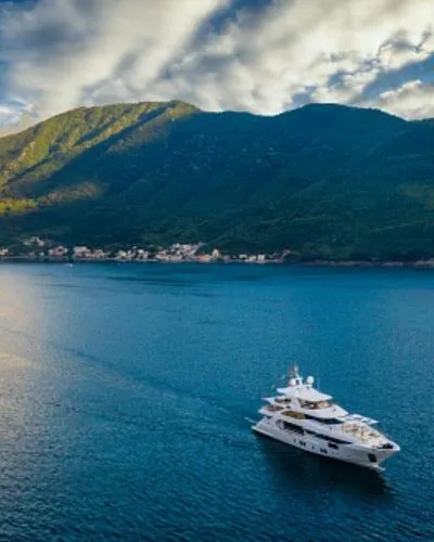 superyacht,superyachts,yacht exterior,bvi,azimut,benetti,montenegro,yacht,tivat,yachts,seabourn,easycruise,budva,lefay,chartering,cavtat,croatia,heesen,yachting,moorer