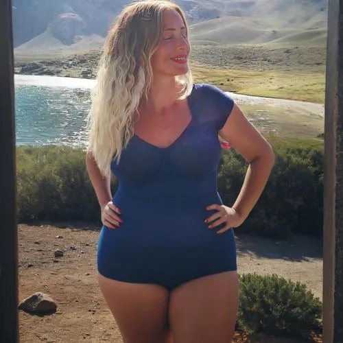 cellulite,one-piece swimsuit,wetsuit,nz,kenya,swimsuit bottom,gordita,plus-size model,blue lagoon,maspalomas,girl in swimsuit,curvy,thick,plus-sized,south african,photo session in bodysuit,beautiful woman body,swimsuit,laguna verde,monokini