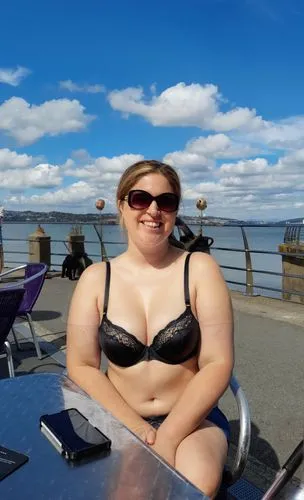 bbw,nanaimo,lbbw,on the pier,tankini,girl on the boat