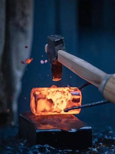 iron pour,iron-pour,lead-pouring,glass cutting,molten metal,metalsmith,metalworking,wood shaper,fire artist,stonemason's hammer,woodworking,blow torch,blacksmith,metalworking hand tool,framing hammer,