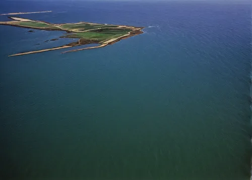 helgoland,artificial island,offshore wind park,sea trenches,artificial islands,the shrimp farm,the old breakwater,orkney island,rügen island,isla diablo,fish farm,venetian lagoon,salt evaporation pond,lavezzi isles,oil platform,island poel,öresundsbron,thimble islands,oresund bridge,north sea,Photography,Documentary Photography,Documentary Photography 28