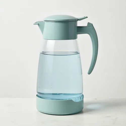 water jug,wine jug,milk jug,watering can,milk pitcher,fragrance teapot