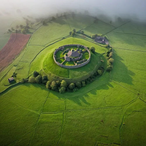 hobbiton,northern ireland,ireland,round hut,round house,neolithic,ring fog,citadelle,nuerburg ring,drum castle,stone circles,chambered cairn,wales,normandie region,green landscape,ring of brodgar,dorset,staffordshire,from the air,iron age hut,Photography,Documentary Photography,Documentary Photography 38