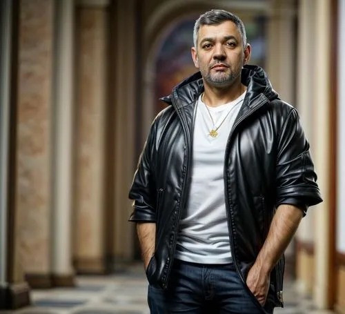 abdel rahman,beyaz peynir,khan el kalili,dizi,uomo vitruviano,selçuk,kato lefkara,elvan,itamar kazir,fernano alonso,gur emir,film actor,kabir,arriero,jorge,pistou,khazne al-firaun,actor,hamelin,alejandro vergara blanco