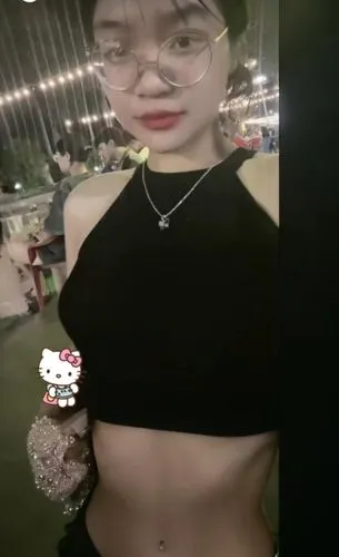 sgh,bellybutton,navel,lq,soju,phuquy