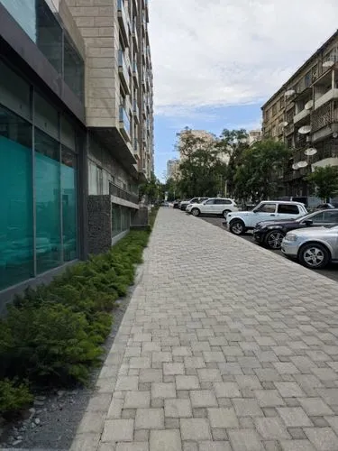 the block of the street,ashrafieh,paved square,achrafieh,street view,pedestrian zone,kifissia,kikar,rustavi,mitrovica,prishtina,podgorica,pendik,pedestrianized,alexandroupolis,caddesi,zorlu,viale,streetscape,citycenter