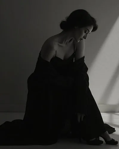 woman silhouette,binoche,bourdin,sade,horst,noirish,Photography,Artistic Photography,Artistic Photography 04