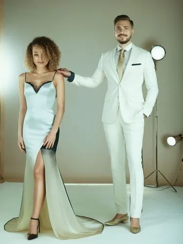 Full-length woman in a photo studio.,two people are posing for a po with one woman dressed in an elegant gown,social,kanellis,paparizou,sertanejo,bisbal,sarikaya,Photography,Documentary Photography,Do