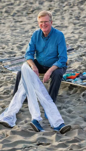 man at the sea,beach shoes,elderly man,footprints in the sand,beach background,santa claus at beach,beach toy,lachender hans,head stuck in the sand,beach furniture,klinkel,elderly person,stranding,lee child,version john the fisherman,rubjerg knude,beached,beach chair,the beach fixing,fisherman sandal,Photography,Documentary Photography,Documentary Photography 06