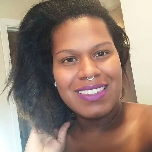 naked light skinned, vitiligo,17-50,f348,a smile,african american woman,afroamerican,african-american,a girl's smile,natural cosmetic,ebony,afro-american,tiana,ccw,put on makeup,purple skin,smiling,ar