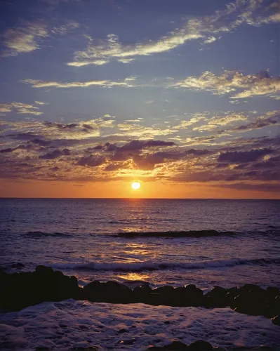 coast sunset,lubitel 2,sunrise beach,sea,easter sunrise,sunset beach,seascape,ocean,oahu,sunrise,sunset,sea ​​side,ocean background,sun,punakaiki,sun and sea,beach landscape,sea ocean,helios 44m7,el mar,Photography,Black and white photography,Black and White Photography 10