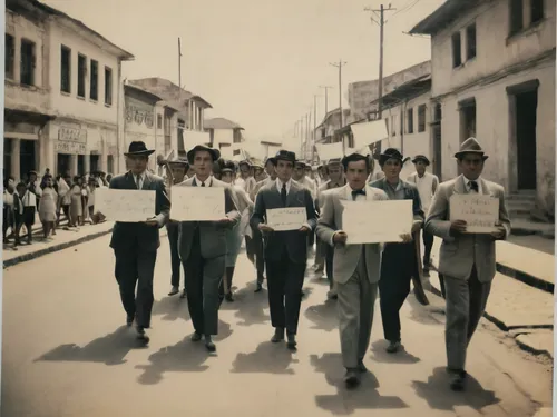 the cuban police,braceros,colorization,13 august 1961,salvadorans,saharans,katipuneros,molossians,peruanos,durruti,trabajadores,revolucionarios,vietnamese tet,servicepersons,vietnam,civil defense,chucun,internees,monrovians,antiguans