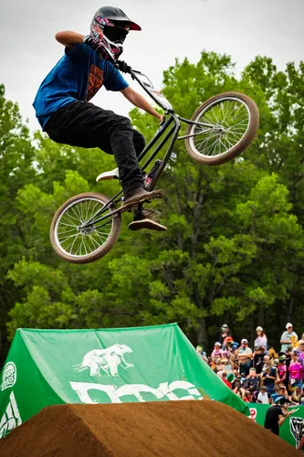 bicycle motocross,freestyle motocross,redbud,slopestyle,dirt jumping,fullpipe,half-pipe,bmx racing,freestyle bmx,half pipe,flatland bmx,halfpipe,bmx bike,bmx,grind rail,reedy,mountain bike racing,shredding,shred,freeriding,Conceptual Art,Fantasy,Fantasy 09