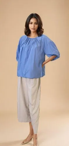 きれいでリアルな手にする,the woman in a blue blouse is posing for a po,khadi,matondkar,rituparno,chebli,kurti,sridevi,gautami,jayaprada,rituparna,dhoti,sagarika,sunidhi,sari,vidyalankar,kaftan,shalwar,archana,tan