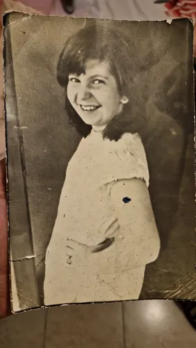 tintype,tintypes,ambrotype,daguerreotype,collodion,mezzotints,old records,antique paper,vintage female portrait,attic treasures,vintage children,daguerreotypes,model years 1958 to 1967,vintage drawing,model years 1960-63,cyanotype,vintage girl,girl with cloth,girl with cereal bowl,calotype