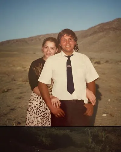 anniversary 25 years,wedding photo,clintons,vintage man and woman,leakeys,honeymoon,grandparents,pre-wedding photo shoot,jannetty,man and wife,vintage boy and girl,mother and father,honeymooners,anniv