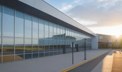 glass facade,phototherapeutics,kettunen center,globalfoundries,amrc,macewan,rackspace,new building,metaldyne,epfl,glass building,meditech,daylighting,glass wall,datacenter,structural glass,electrochro