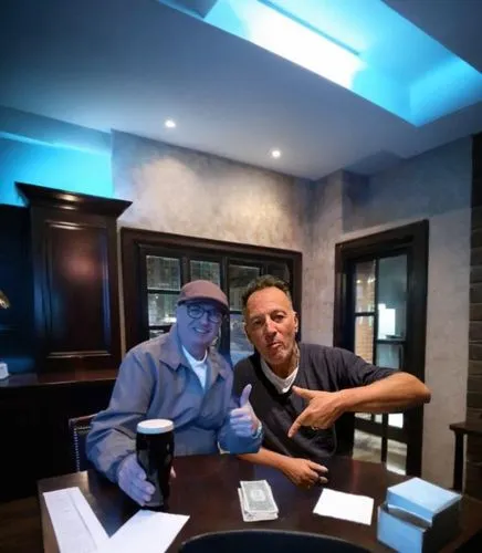 hotel man,grondona,pieczenik,martorano,business meeting,estate agent,business icons,wekerle,concierge,from picture phil collins,kolchak,menachem,hoteliers,paphitis,chairmans,golf hotel,tenay,brabazon,photosynth,cluxton