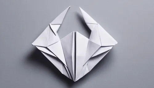 Develop a minimalistic GCU logo with clean lines and a monochromatic palette.,origami paper plane,ethereum logo,origami,folded paper,paper airplane,paper plane,silver arrow,paper boat,low poly,paper a