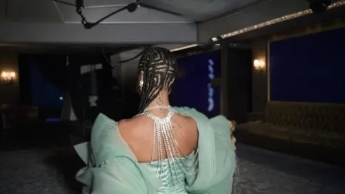 siriano,headpiece,rodarte,mantilla,vionnet,girl in a long dress from the back,back of head,schiaparelli,headress,moschini,headdress,miss circassian,mouawad,back view,draping,feather headdress,mugler,tahiliani,dress form,cfda