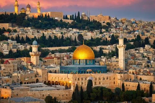 Jerusalem architecture, ancient cityscape, Dome of the Rock, Western Wall, Church of the Holy Sepulchre, golden dome, intricate stone carvings, ornate Arabic calligraphy, historic mosques, limestone b