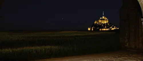 Mont Saint Michel lonely street at night,mont saint michel,mont st michel,hogwarts,chambord,hohenzollern castle,templar castle,haunted cathedral,ghost castle,whitby abbey,westerhever,gold castle,at ni