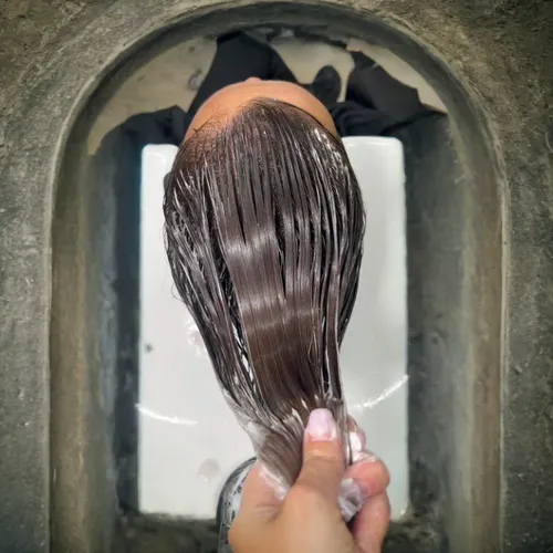 the long-hair cutter,hair loss,management of hair loss,asian semi-longhair,oriental longhair,hair shear,open locks,hairstyler,artificial hair integrations,cg,lace wig,smooth hair,british semi-longhair,hair iron,hair coloring,hairgrip,hair gel,hair comb,hair,balding