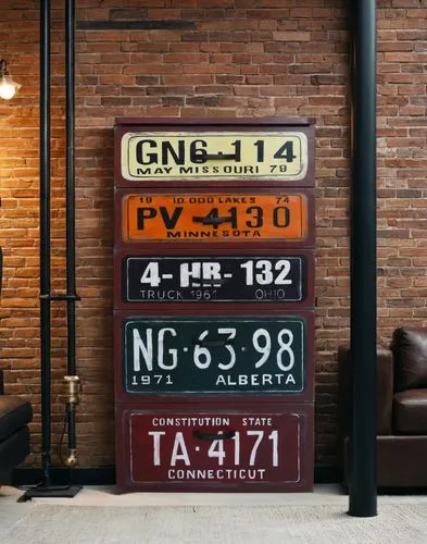 mileage display,wooden signboard,address sign,electronic signage,automotive decor,direction board,taxi sign,terminal board,directional sign,wooden arrow sign,track indicator,letter board,highway signs