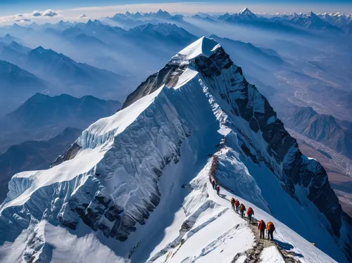 mount everest,top mount horn,ski mountaineering,aiguille du midi,alpine climbing,everest,bernese alps,mountaineer,high alps,mont blanc,mountain peak,over the alps,mountaineering,high-altitude mountain tour,schilthorn,steep,everest region,snow mountains,japanese alps,high altitude,Photography,General,Natural