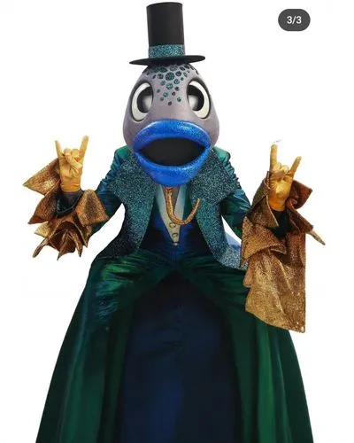 rock penguin,scare crow,frog king,penguin enemy,tux,tangelo,the duck,frog prince,mascot,muppet,disney character,black pete,the mascot,blue peacock,mayor,peacock,duck bird,fairy penguin,dodge warlock,puppet