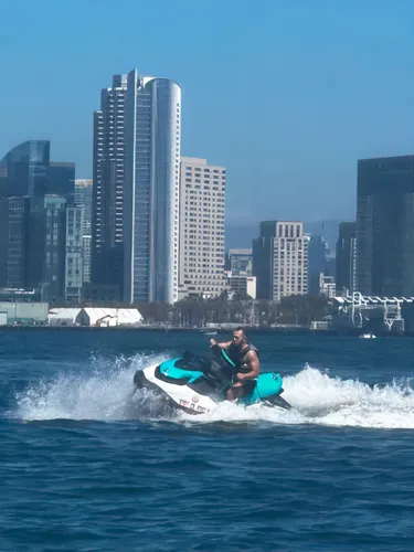 powerboating,speedboats,jetski,powerboats,jet ski,jetskis,speedboat,jetboat,marinemax,runabouts,powerboat,power boat,watersport,nautique,slalom,skull racing,watercraft,citycat,kite boarder,hydrofoils