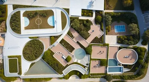 colegio  educativo a lado derecho, con espacios recreativos a lado izquierdo
,school design,aerial view,aerial photograph,solar cell base,overhead view,aerial view umbrella,bird's-eye view,shenzhen vo