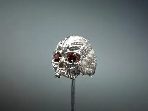 anello,skull sculpture,hirst,ring with ornament,boho skull,vanitas,asprey,mouawad,a pistol shaped gland,floral skull,grave jewelry,marquises,chaumet,tiger turtle,marcasite,brooch,skull with crown,skul