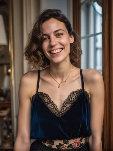 sonrisa,kubra,francophile,parisienne,benedetta,federica,Photography,General,Realistic