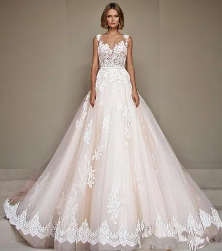 wedding gown,bridal gown,wedding dresses,wedding dress,wedding dress train,ball gown,bridal dress,ballgown,siriano,sposa,inbal,kleinfeld,pizzo,lhuillier,tulle,drees,robe,bridal,blonde in wedding dress,evening dress,Female,Australians,Inverted Bob,M